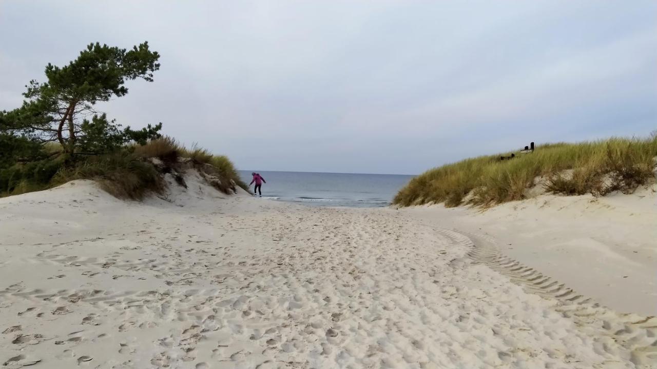 Slowinskie Widoki Domki Flora, Fauna, Noclegi Smoldzinski Las Eksteriør billede